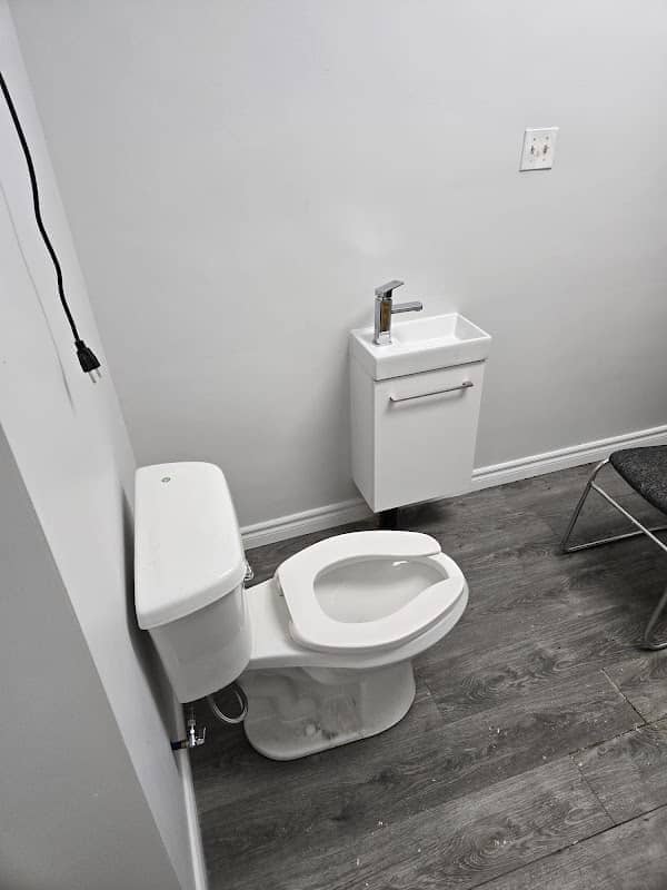 AY Plumbing & Renovation Service