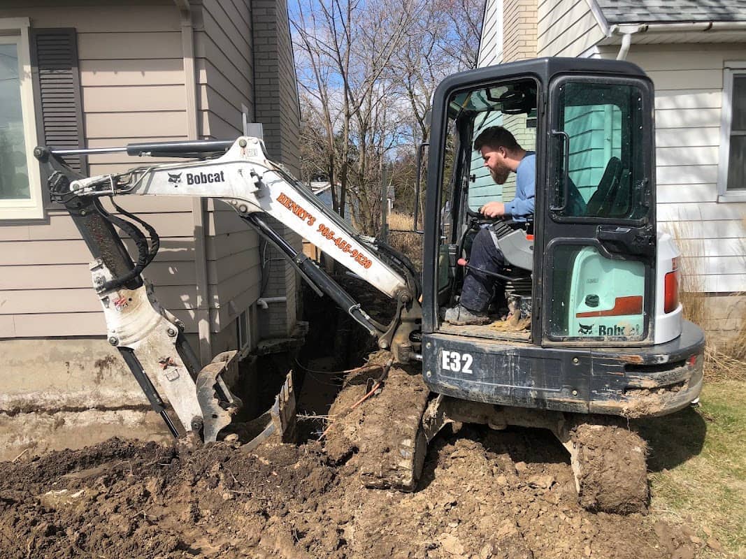 Henry's Bobcat Service Inc. photo 3