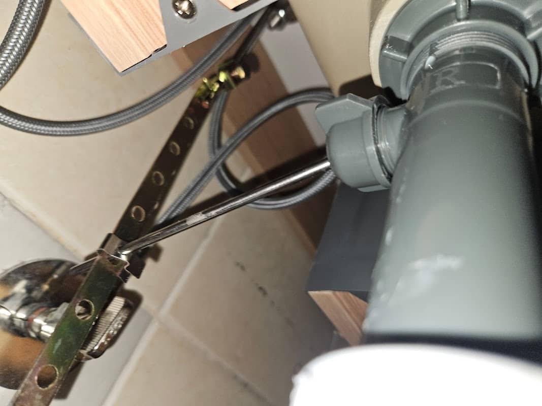 Santos Plumbing and Drain Inc