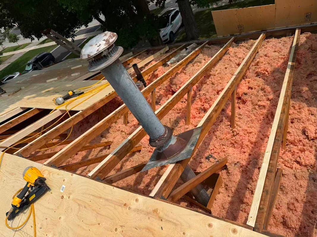 Toronto Top Shield Roofing & Construction photo 2